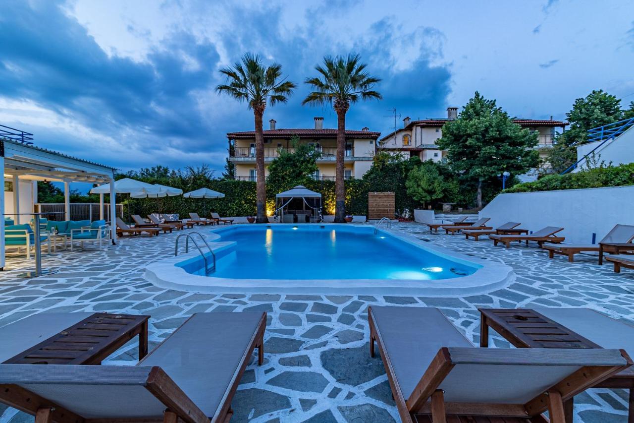 Theo Bungalows Kriopigi Bagian luar foto