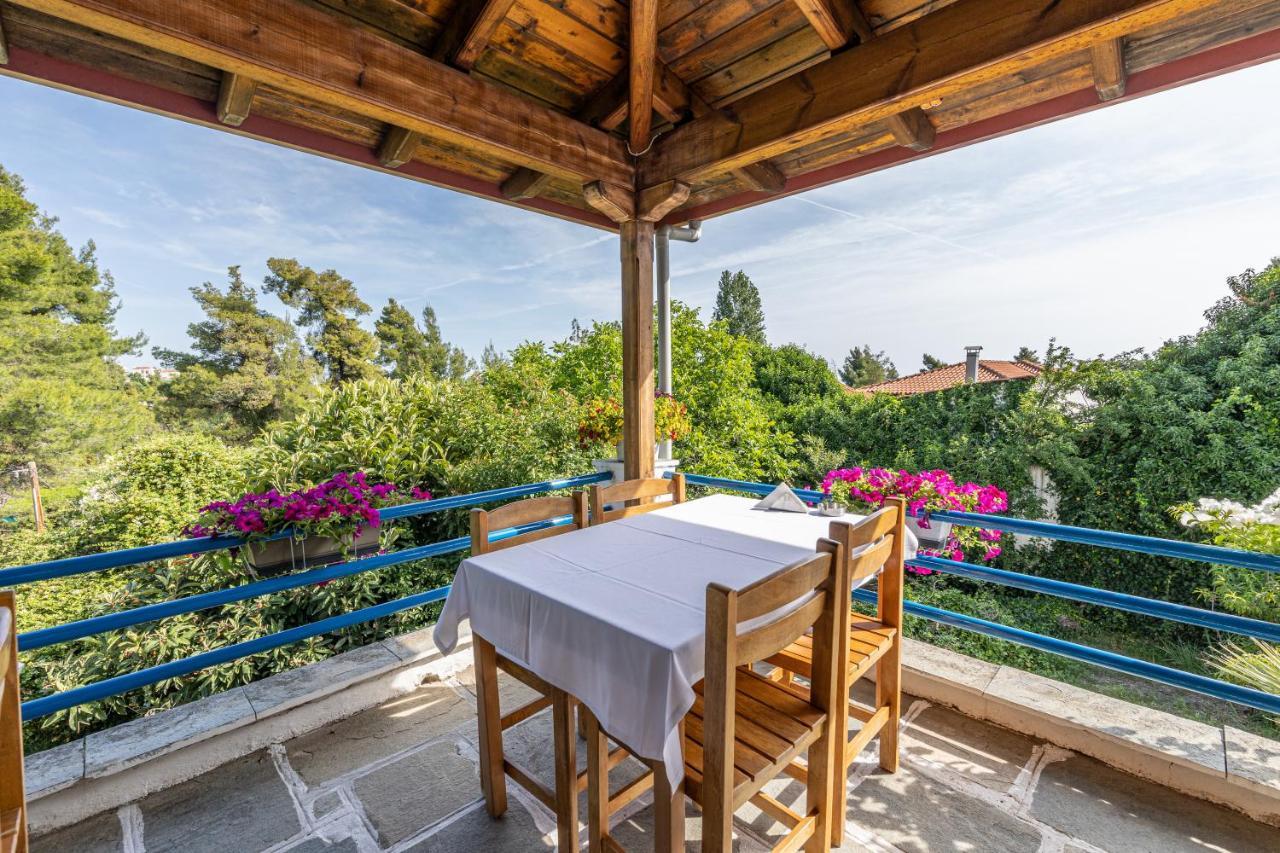 Theo Bungalows Kriopigi Bagian luar foto