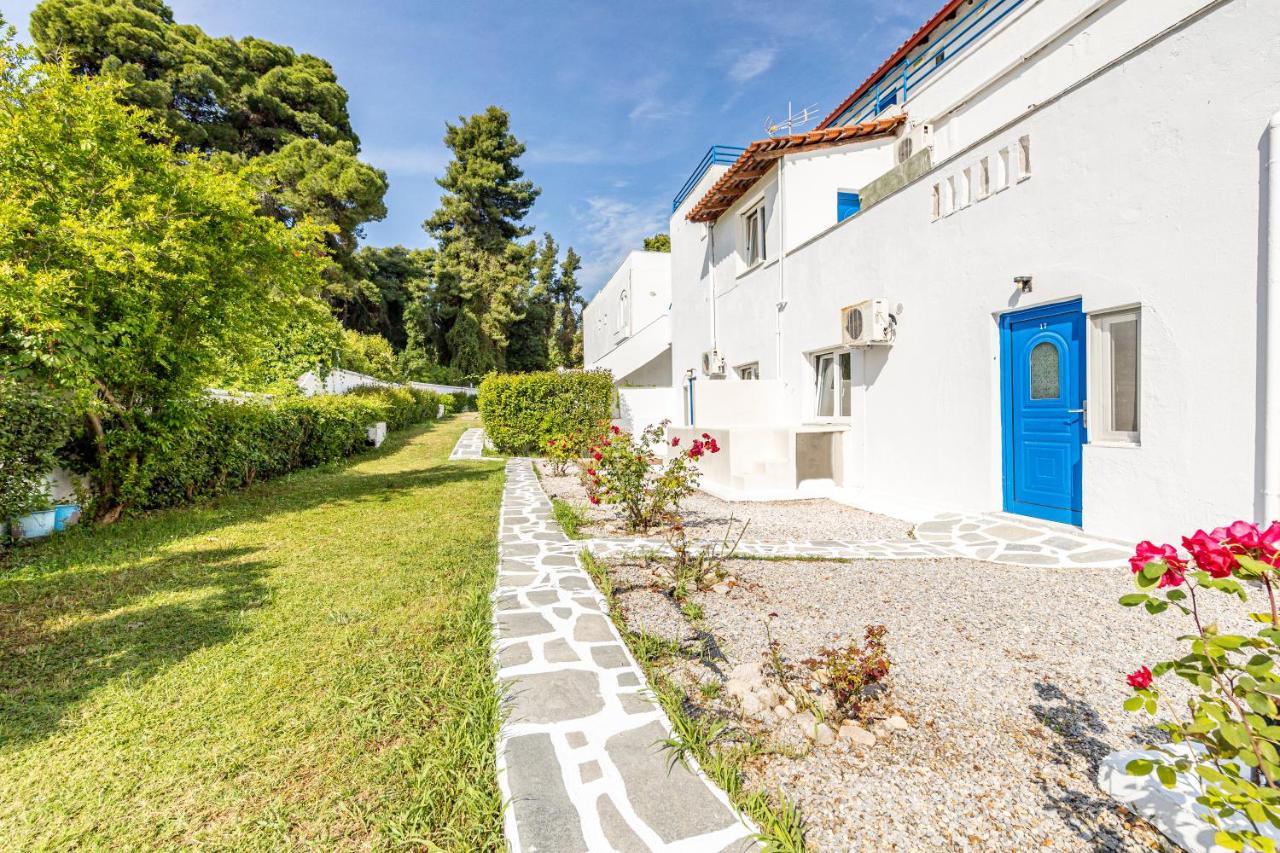 Theo Bungalows Kriopigi Bagian luar foto