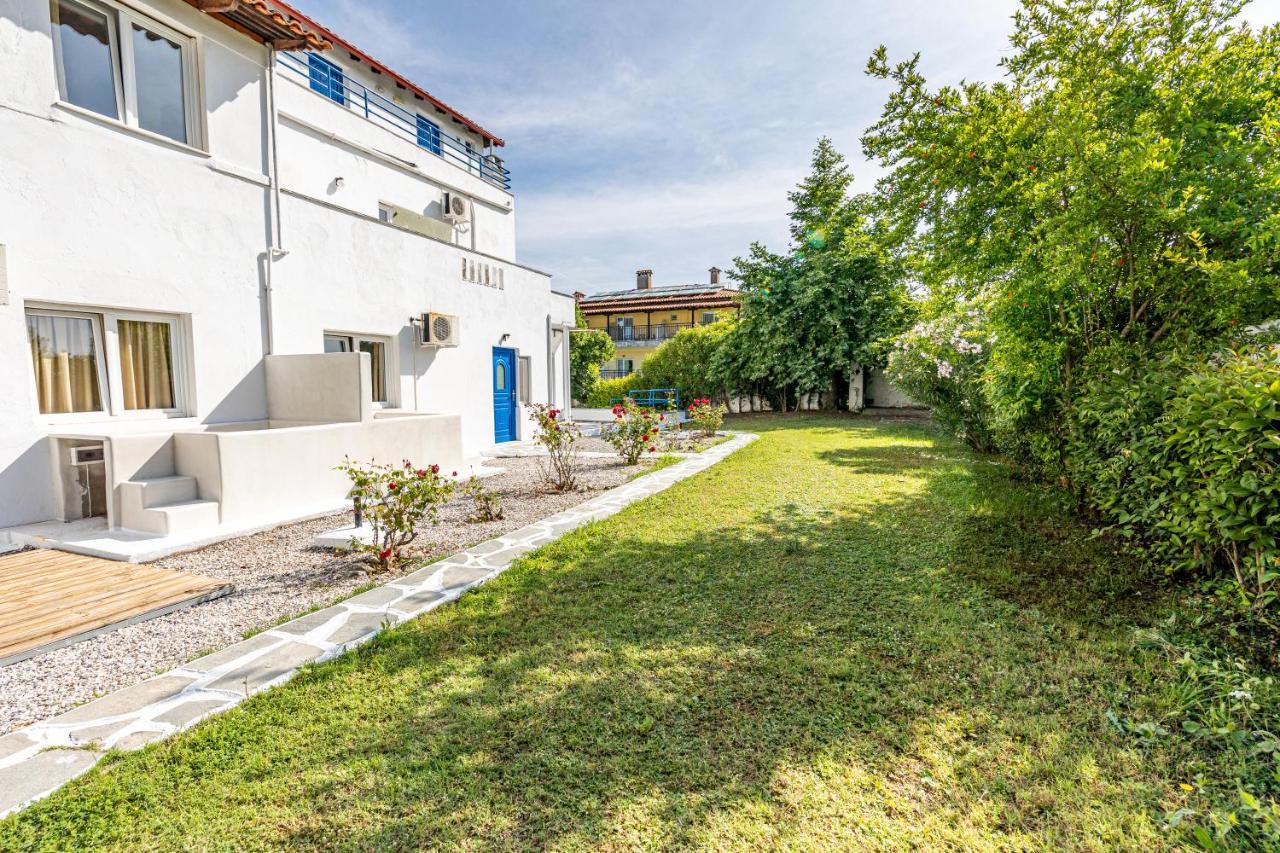 Theo Bungalows Kriopigi Bagian luar foto