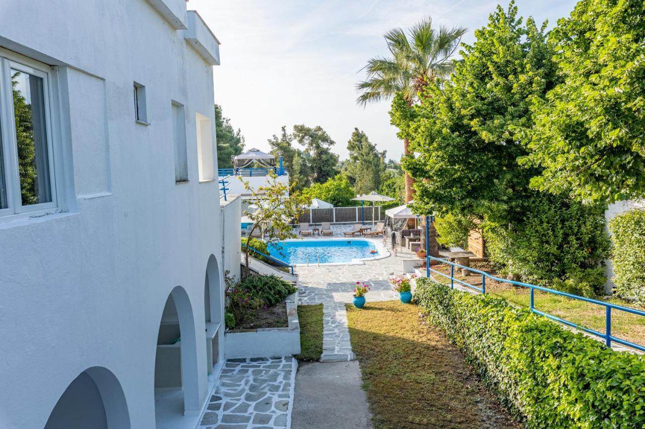 Theo Bungalows Kriopigi Bagian luar foto