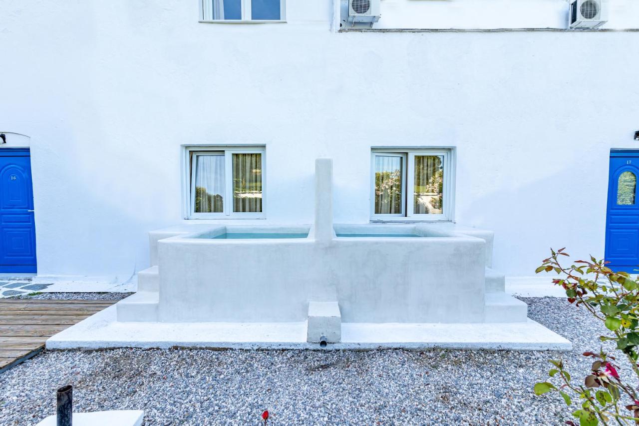 Theo Bungalows Kriopigi Bagian luar foto