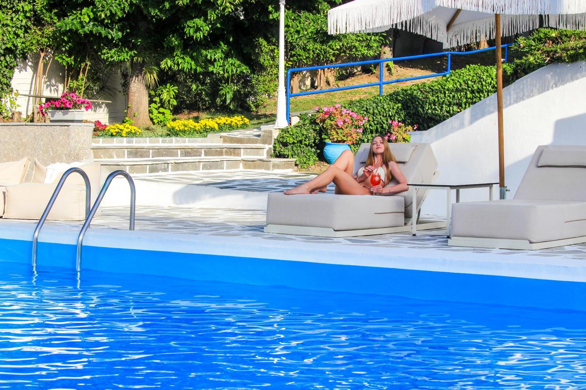 Theo Bungalows Kriopigi Bagian luar foto