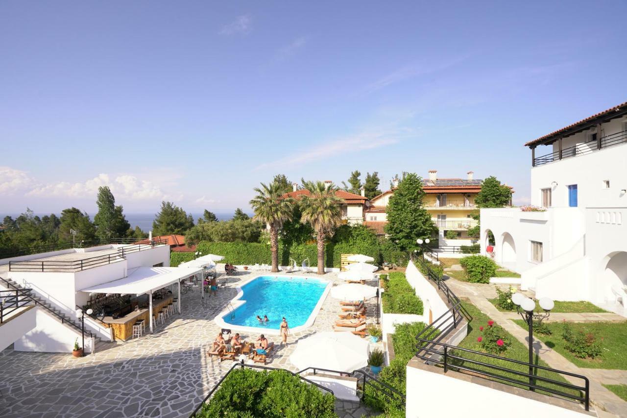 Theo Bungalows Kriopigi Bagian luar foto